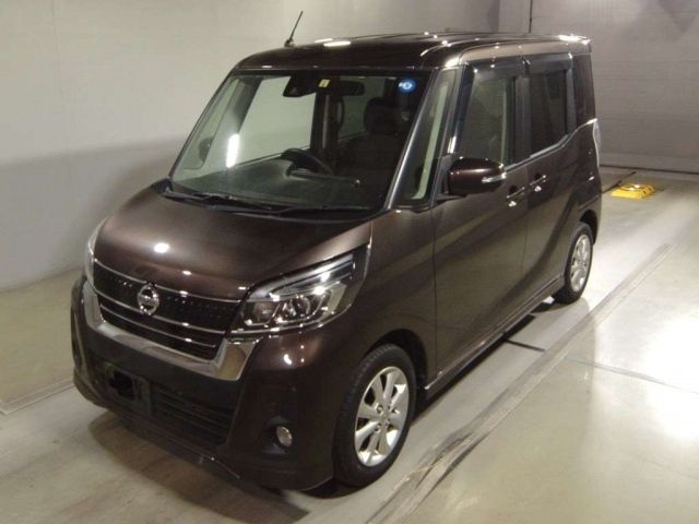 3048 Nissan Dayz roox B21A 2018 г. (TAA Tohoku)